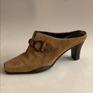 Aerosoles brown suede leather mules size 6.5B